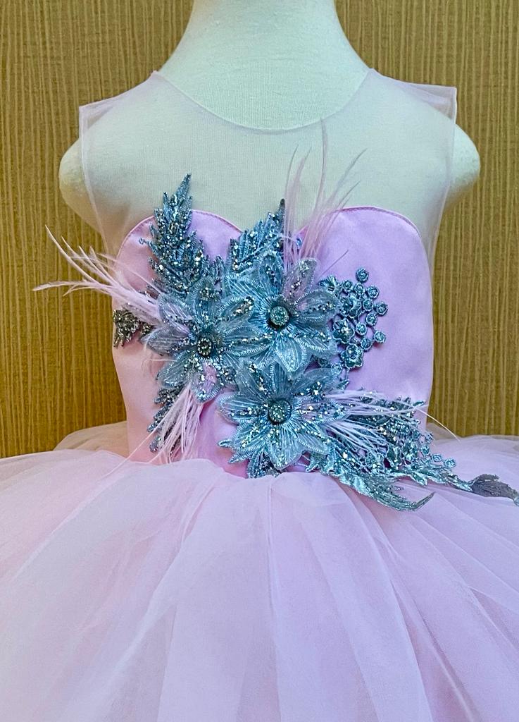 Cute Flower Barbie Dress at Rs 3800.00 | Floral Printed Dress | ID:  24763057312