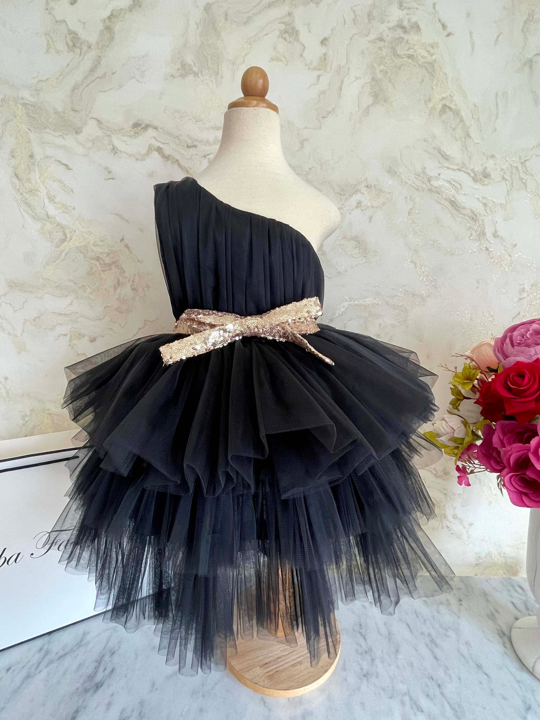 Ada Gorgeous Black One Shoulder Party Dress