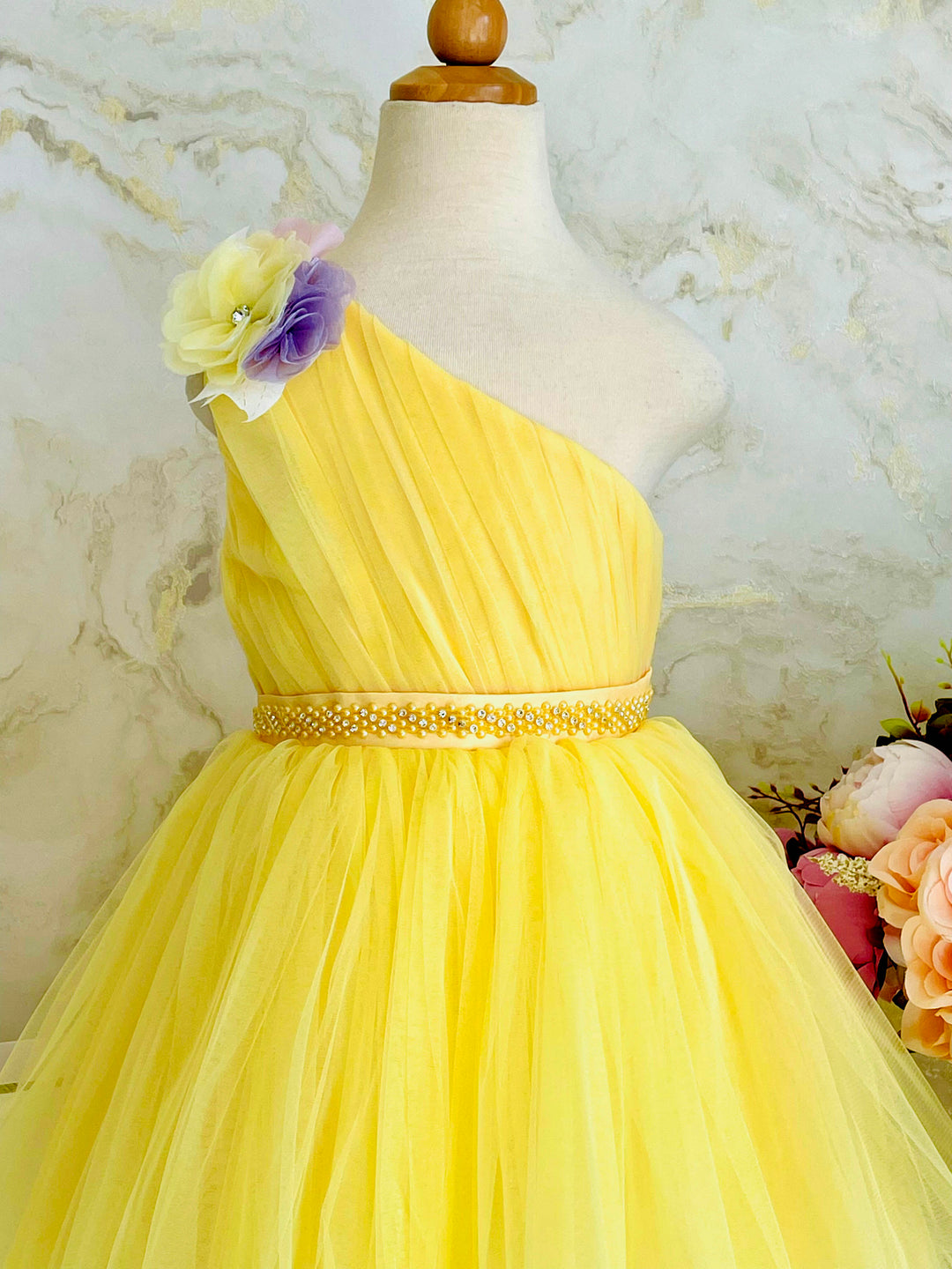 Hazel Beautiful Yellow One Shoulder Party Dress