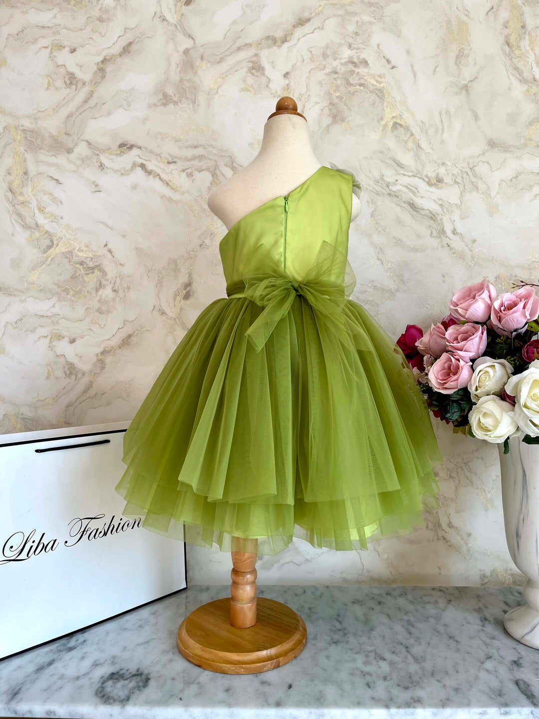 Hazel Beautiful Green One Shoulder Party Dress